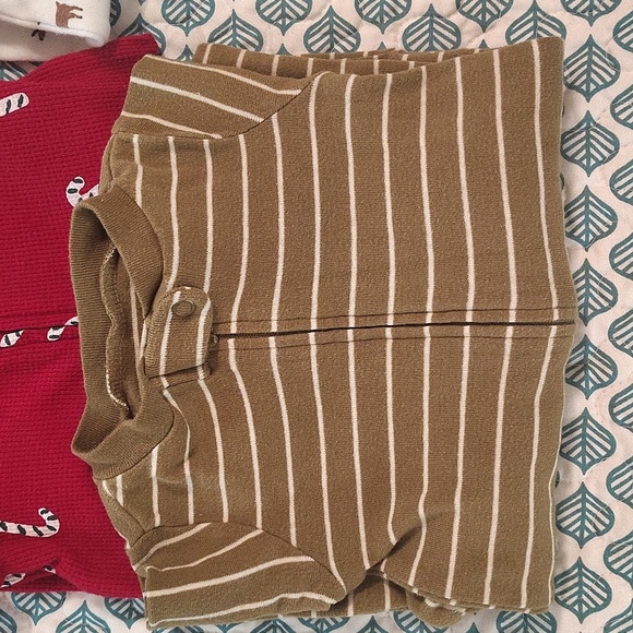 3 Set Bundle Sleepers Size 9 Months Carter's Holidays Theme - Picture 3 of 5